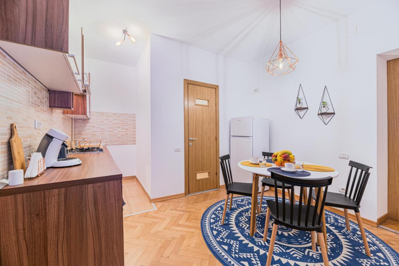 Garden Hideout - Central Apartment Braşov Eksteriør billede